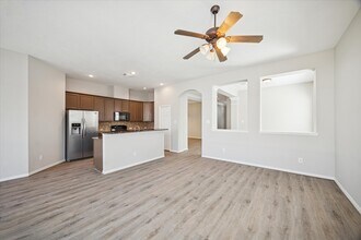 2915 Crescent Oaks Park Ln in Spring, TX - Building Photo - Building Photo