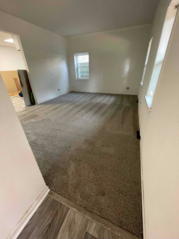 26244 W Lake Ave, Unit #2 in Antioch, IL - Building Photo - Building Photo