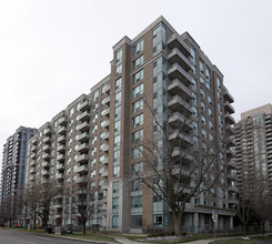 The Paramount in Toronto, ON - Building Photo - Building Photo