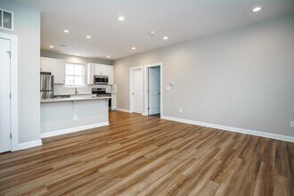 1605 Elmwood Ave in Columbus, OH - Building Photo - Building Photo