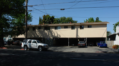 495 E William St in San Jose, CA - Building Photo - Building Photo