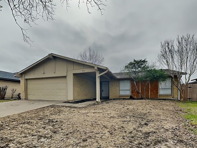 916 Via Balboa in Mesquite, TX - Building Photo - Building Photo