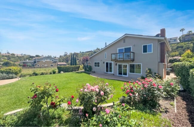 property at 2644 La Costa Ave