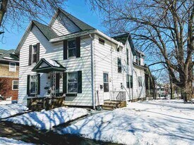 403 2nd St, Unit 1 in Jackson, MI - Building Photo