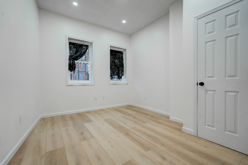1923 S 7th St in Philadelphia, PA - Building Photo