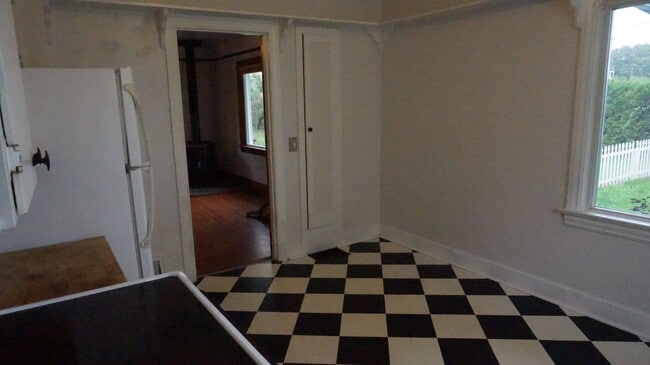 5783 Aldrich Rd in Bellingham, WA - Building Photo - Building Photo