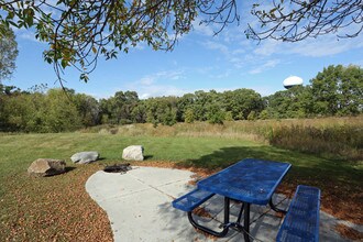 Highland Ridge in Middleton, WI - Building Photo - Building Photo