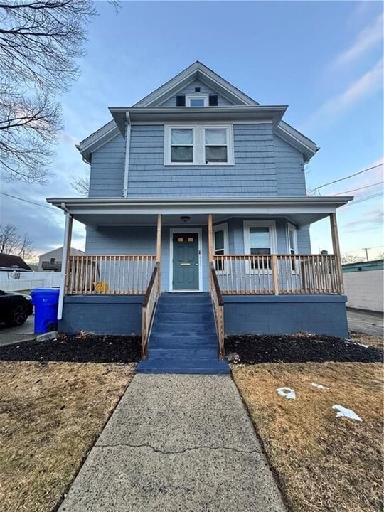 19 Maryland Ave in Pawtucket, RI - Foto de edificio