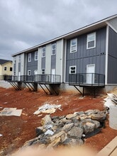 Dawson Creek in Sevierville, TN - Building Photo - Building Photo