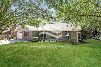 5341 Brookhollow Dr in Jackson, MS - Building Photo - Building Photo