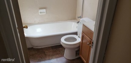 1000 Holland Ave-Unit -apt g-6 in Cayce, SC - Building Photo - Building Photo