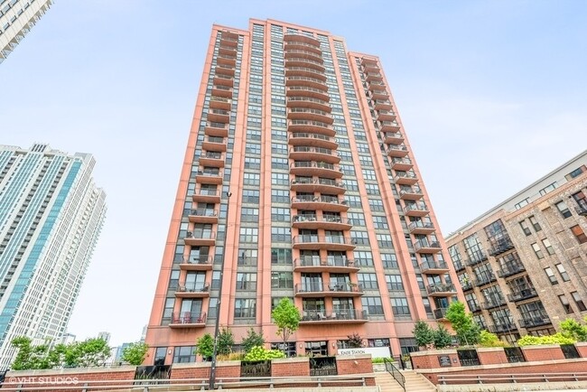 property at 330 N Jefferson St