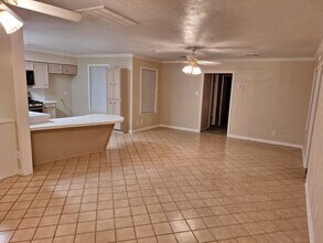 181 Barracuda St in Bayou Vista, TX - Building Photo - Building Photo