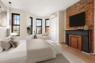 152 N 10th St in Brooklyn, NY - Building Photo - Building Photo