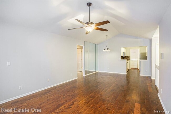 44882 Marigold Dr in Sterling Heights, MI - Building Photo - Building Photo