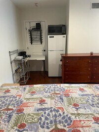 5814 Cahill Ave, Unit 1 photo'