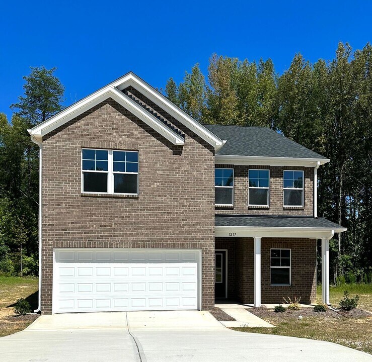 1223 Stonewyck Dr in Salisbury, NC - Building Photo