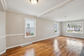 21750 Westport Ave in Euclid, OH - Building Photo - Building Photo