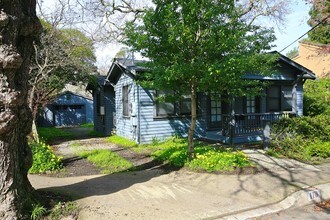 116 Mariposa Ave in San Anselmo, CA - Building Photo - Building Photo