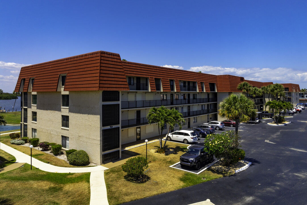 River Lakes Condo in Cocoa Beach, FL - Building Photo