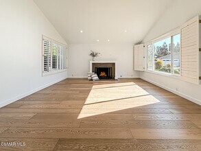 1915 Woodside Dr in Thousand Oaks, CA - Building Photo - Building Photo