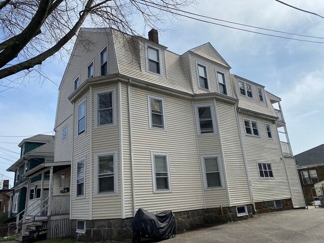 property at 15 Pierce St