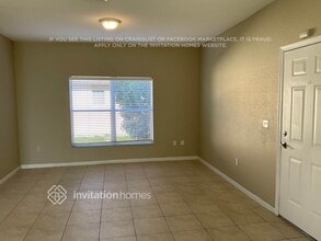 5821 Azalea Cir in West Palm Beach, FL - Foto de edificio - Building Photo