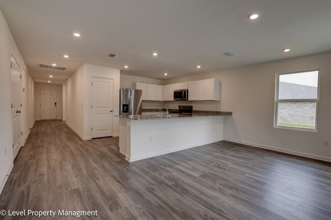 21655 Sutherland Cir in Fairhope, AL - Building Photo - Building Photo