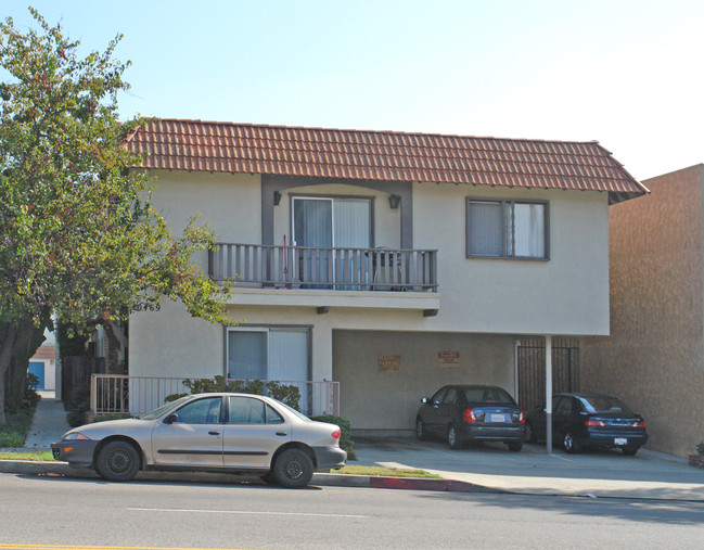 10469 National Blvd in Los Angeles, CA - Building Photo - Building Photo