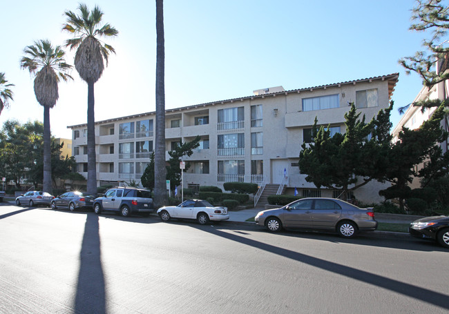 Rodney Drive in Los Angeles, CA - Foto de edificio - Building Photo