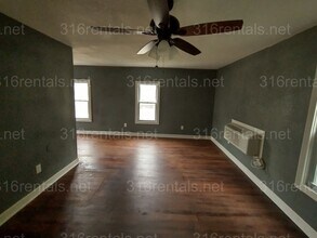 157 Millwood N in Wichita, KS - Building Photo - Building Photo