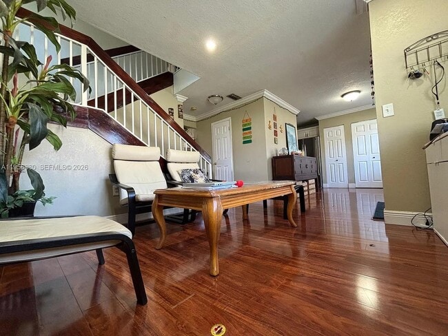 property at 232 Lakeside Cir