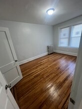 11 Ampere Plaza in East Orange, NJ - Building Photo - Interior Photo
