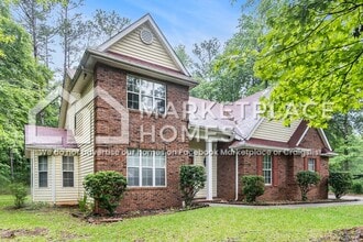 103 Biencourt Dr in Griffin, GA - Building Photo - Building Photo