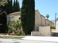 151 S Rexford Dr in Beverly Hills, CA - Building Photo - Building Photo