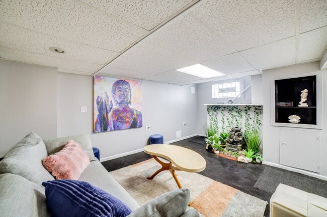 9828 S Yates Blvd in Chicago, IL - Building Photo - Building Photo