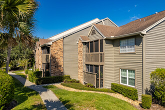 The Fountains At Countryside in Clearwater, FL - Building Photo - Building Photo