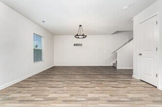 6337 Century Ln in Thomasville, NC - Building Photo - Building Photo