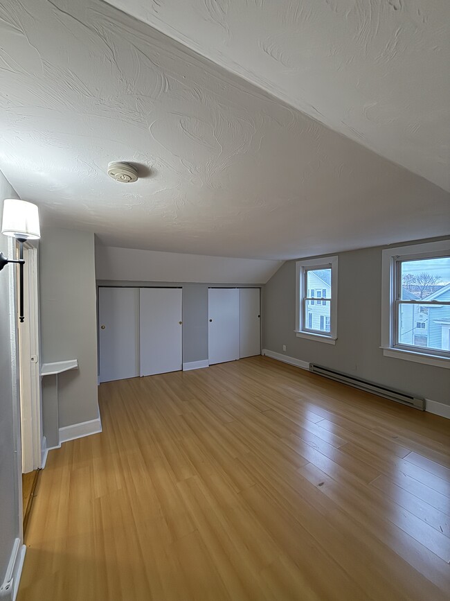 101 Vandewater St, Unit 3