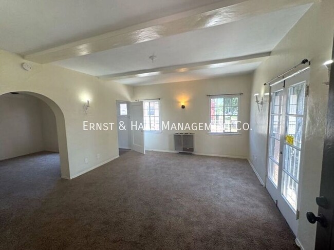 1407 Olive Ave in Long Beach, CA - Building Photo - Building Photo
