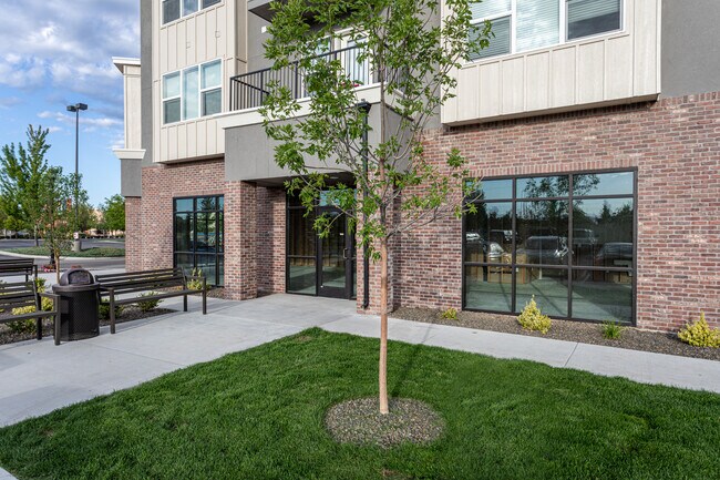 3648 N Centrepoint Way in Meridian, ID - Building Photo - Building Photo