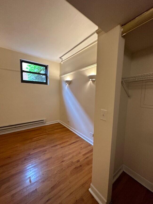 3451 N Sheffield Ave, Unit XL1BD