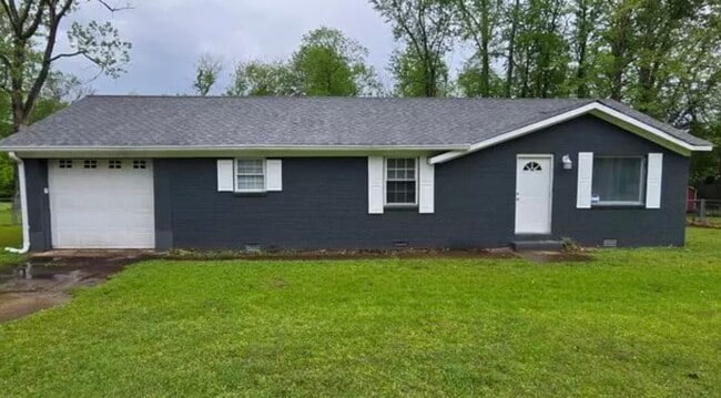 property at 40 Edgehill Dr