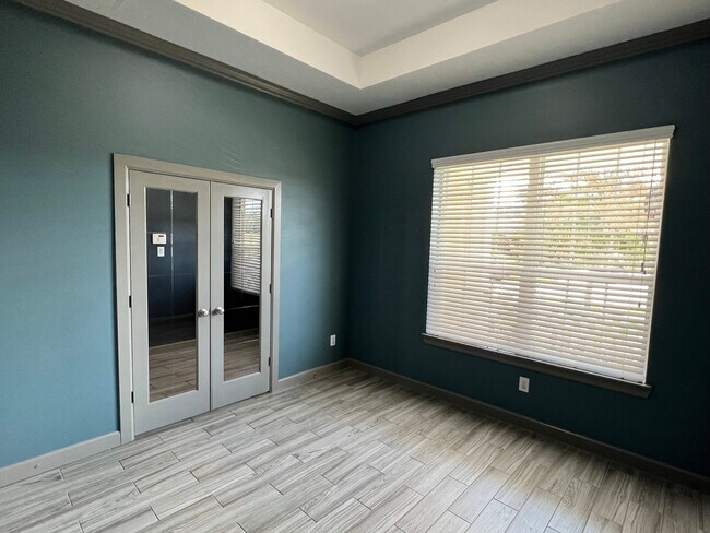 property at 211 Pleasant Hl Wy