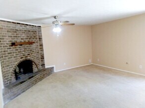 7129 Harwick Ln in North Richland Hills, TX - Building Photo - Building Photo