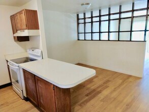 3000 Colorado Ave in Boulder, CO - Building Photo - Building Photo