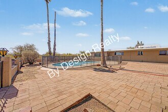 1244 W Las Lomitas Rd in Tucson, AZ - Building Photo - Building Photo