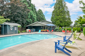 Centennial Apartments in Springfield, OR - Building Photo - Building Photo