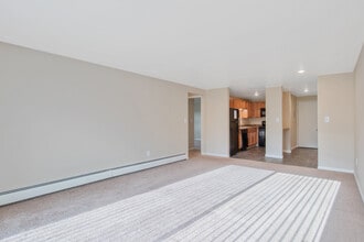 Village Green in Baldwinsville, NY - Building Photo - Building Photo