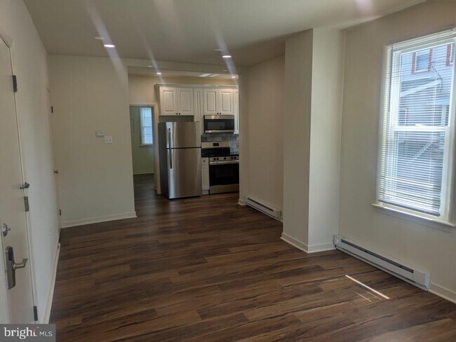 223 W Bridge St in Morrisville, PA - Building Photo - Building Photo